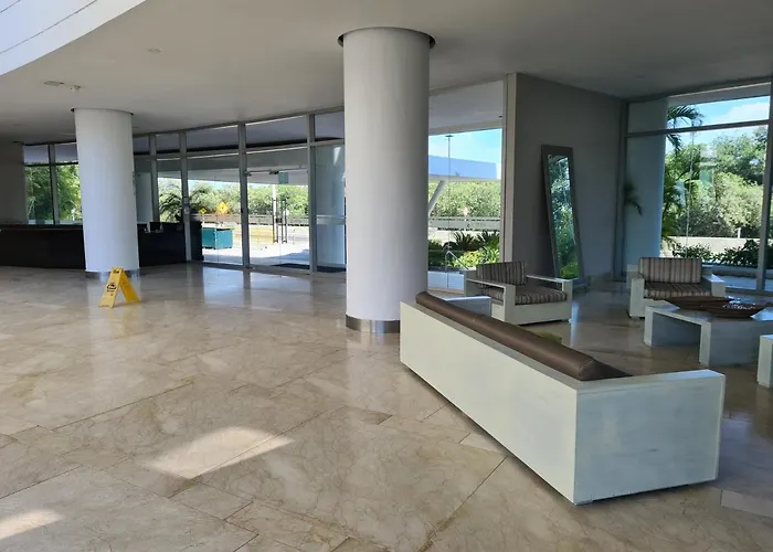 Hermoso Apartamento De Lujo En Morros 3 , Piso 5 Con Vista Al Mar
